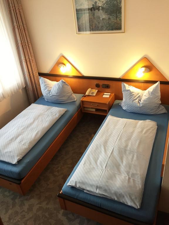 Hotel Ambassador Bonn Zimmer foto